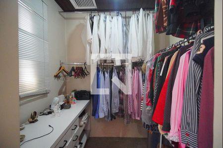 Casa à venda com 580m², 3 quartos e 2 vagasCloset da suíte 1