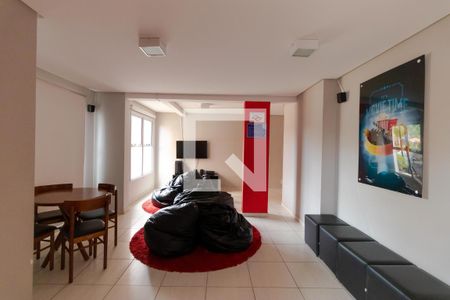 Apartamento à venda com 57m², 2 quartos e 1 vaga Apartamento à venda com 57m², 2 quartos e 1 vagaÁrea Comum - Cinema