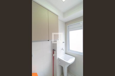 Apartamento à venda com 57m², 2 quartos e 1 vaga Apartamento à venda com 57m², 2 quartos e 1 vagaÁrea de Serviço