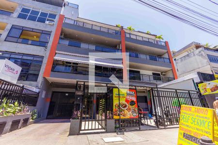 Apartamento à venda com 50m², 1 quarto e sem vaga Apartamento à venda com 50m², 1 quarto e sem vagaFachada