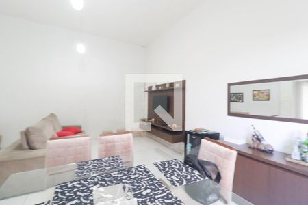 Casa à venda com 95m², 3 quartos e 3 vagasCasa 2