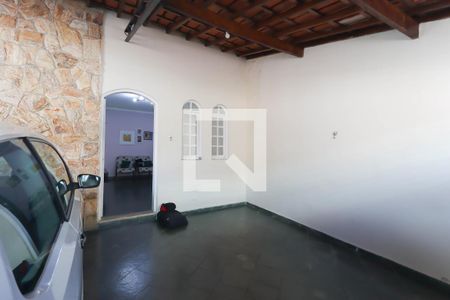 Casa à venda com 95m², 3 quartos e 3 vagasGaragem