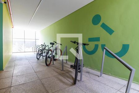 Studio à venda com 29m², 1 quarto e sem vaga Studio à venda com 29m², 1 quarto e sem vagaÁrea comum - Bicicletário