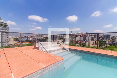 Studio à venda com 29m², 1 quarto e sem vaga Studio à venda com 29m², 1 quarto e sem vagaÁrea comum - Piscina