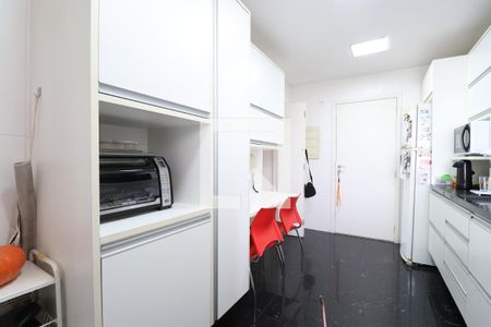 Apartamento à venda com 128m², 3 quartos e 2 vagasCozinha