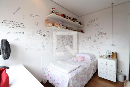 Apartamento à venda com 128m², 3 quartos e 2 vagasSuíte 2