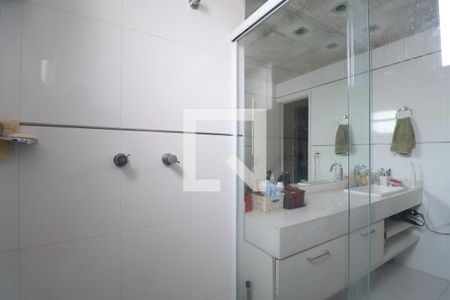 Apartamento à venda com 128m², 3 quartos e 2 vagasBanheiro da Suíte 1
