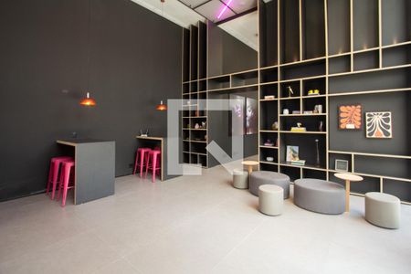 Studio à venda com 24m², 1 quarto e sem vagaHall social