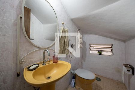 Casa à venda com 128m², 3 quartos e 2 vagas Casa à venda com 128m², 3 quartos e 2 vagasLavabo