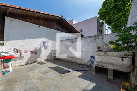 Casa à venda com 128m², 3 quartos e 2 vagas Casa à venda com 128m², 3 quartos e 2 vagasQuintal