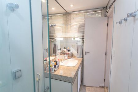 Apartamento à venda com 123m², 3 quartos e 2 vagasBanheiro da Armário da Suíte