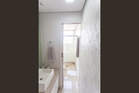 Apartamento à venda com 123m², 3 quartos e 2 vagasBanheiro Social