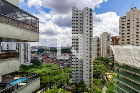 Apartamento à venda com 213m², 3 quartos e 3 vagasQuarto 2