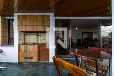 Apartamento à venda com 213m², 3 quartos e 3 vagasvaranda