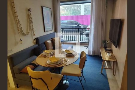 Foto 01 de apartamento para alugar com 2 quartos, 39m² em Pinheiros, São Paulo