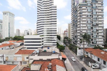 Vista de apartamento para alugar com 3 quartos, 100m² em Vila Olímpia, São Paulo