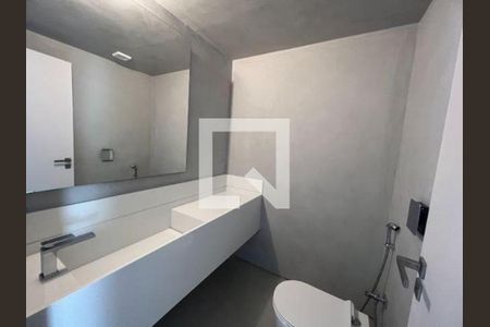 Casa à venda com 3 quartos, 453m² em Barra da Tijuca, Rio de Janeiro