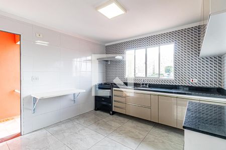 Casa à venda com 130m², 3 quartos e 2 vagas Casa à venda com 130m², 3 quartos e 2 vagasCozinha