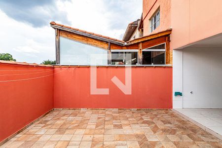 Casa à venda com 130m², 3 quartos e 2 vagas Casa à venda com 130m², 3 quartos e 2 vagasQuintal