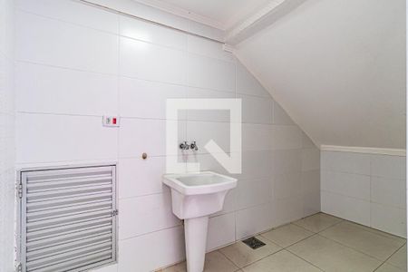 Casa à venda com 130m², 3 quartos e 2 vagas Casa à venda com 130m², 3 quartos e 2 vagasÁrea de Serviço