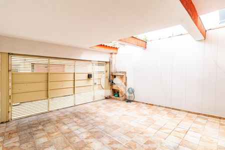 Casa à venda com 130m², 3 quartos e 2 vagas Casa à venda com 130m², 3 quartos e 2 vagasGaragem