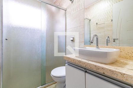 Casa à venda com 130m², 3 quartos e 2 vagas Casa à venda com 130m², 3 quartos e 2 vagasSuite - Banheiro