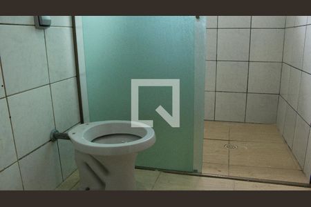 Casa para alugar com 170m², 2 quartos e 1 vaga Casa para alugar com 170m², 2 quartos e 1 vagaBanheiro