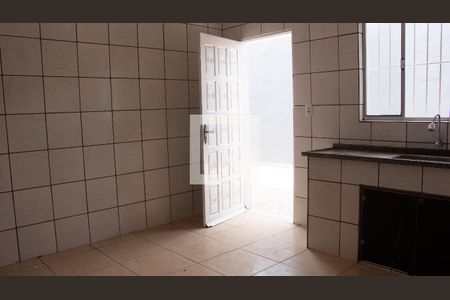 Casa para alugar com 170m², 2 quartos e 1 vaga Casa para alugar com 170m², 2 quartos e 1 vagaCozinha