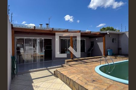 Casa à venda com 370m², 5 quartos e 3 vagasÁrea Externa