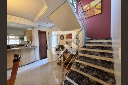 Casa à venda com 370m², 5 quartos e 3 vagasCozinha