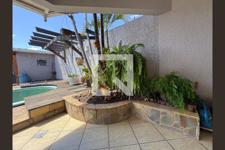 Casa à venda com 370m², 5 quartos e 3 vagasÁrea Externa