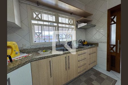 Casa à venda com 370m², 5 quartos e 3 vagasCozinha