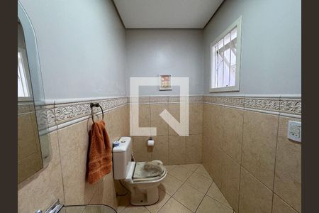 Casa à venda com 370m², 5 quartos e 3 vagasBanheiro Social 2