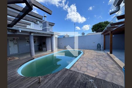 Casa à venda com 370m², 5 quartos e 3 vagasÁrea Externa