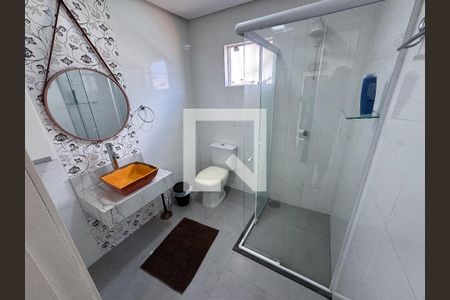 Casa à venda com 370m², 5 quartos e 3 vagasBanheiro de lazer