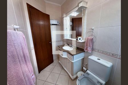 Casa à venda com 370m², 5 quartos e 3 vagasBanheiro Social 1