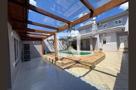 Casa à venda com 370m², 5 quartos e 3 vagasÁrea Externa