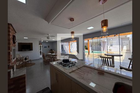 Casa à venda com 370m², 5 quartos e 3 vagasÁrea de lazer