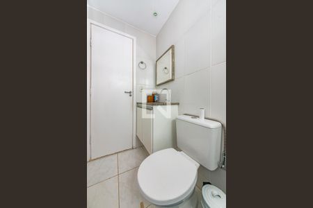 Apartamento à venda com 60m², 2 quartos e 2 vagas Apartamento à venda com 60m², 2 quartos e 2 vagasBanheiro Social