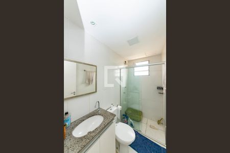 Apartamento à venda com 60m², 2 quartos e 2 vagas Apartamento à venda com 60m², 2 quartos e 2 vagasBanheiro Social