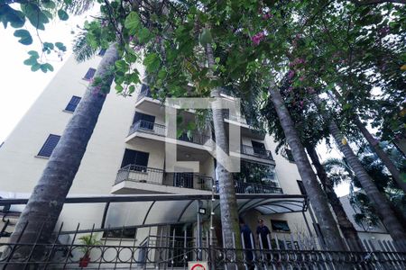 Apartamento à venda com 188m², 3 quartos e 2 vagasFachada