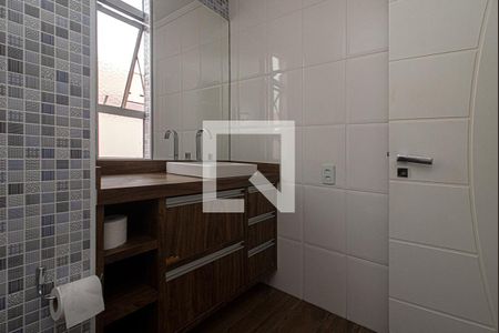 Apartamento à venda com 64m², 2 quartos e 1 vagabanheiro social