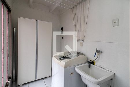 Apartamento à venda com 64m², 2 quartos e 1 vagaárea de serviço