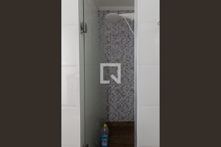 Apartamento à venda com 64m², 2 quartos e 1 vagabanheiro social