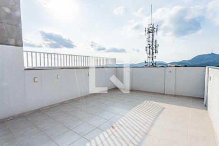 Apartamento à venda com 93m², 1 quarto e sem vagaQuintal