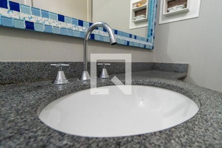 Apartamento para alugar com 63m², 2 quartos e 1 vaga Apartamento para alugar com 63m², 2 quartos e 1 vagaBanheiro Social Detalhe