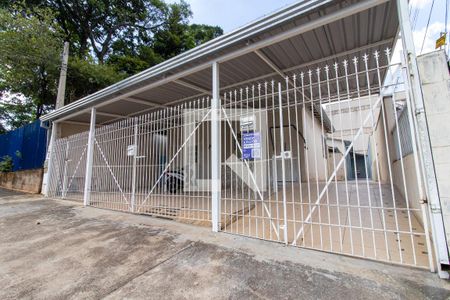 Casa para alugar com 60m², 1 quarto e 2 vagasFachada