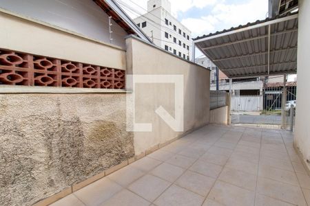 Casa para alugar com 60m², 1 quarto e 2 vagasÁrea comum
