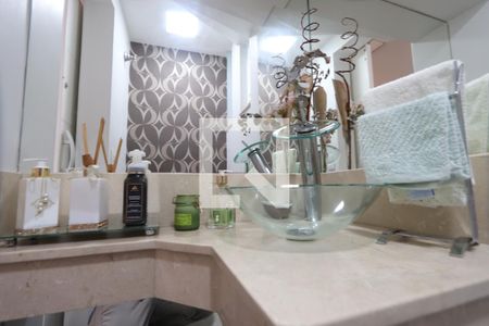 Casa à venda com 260m², 3 quartos e 6 vagasLavabo