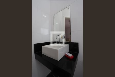 Casa à venda com 260m², 3 quartos e 6 vagasBanheiro da Suíte 3